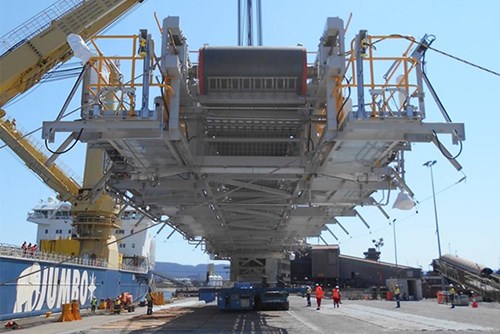 Port Kembla giant reclaimer machinery